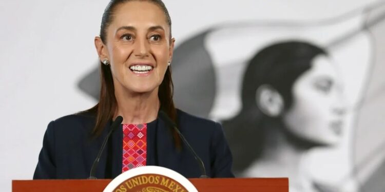 Sheinbaum pide al embajador de EE. UU. respetar a México