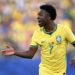 Vinícius se convierte en el salvador de Brasil