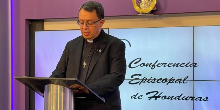 “Sin familias fuertes no habrá una Honduras fuerte”: Iglesia católica pide proteger a la familia y combatir la violencia en Honduras