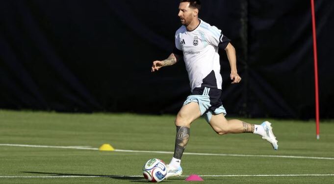 La noticia alentadora sobre Messi que alegró a Scaloni y el panorama de los lesionados de Argentina