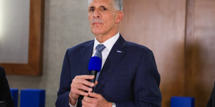 Entre inversión, comercio y clima: Asfura emprende gira oficial por Europa