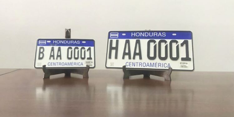 IP prevé iniciar entrega de placas vehiculares en el último trimestre de 2026