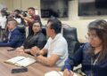 ¡A reunión! Comisión de médicos acude al diálogo convocado por el gobierno