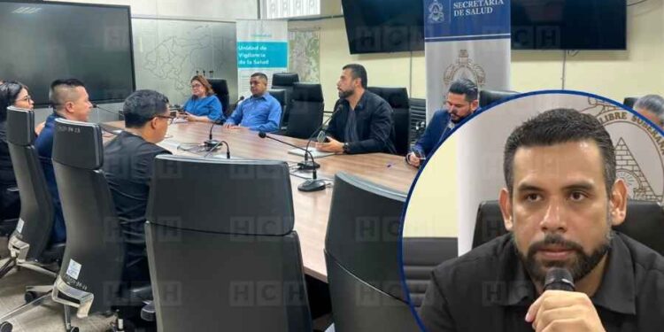 ¡Más hojas que tamal! Médicos siguen en huelga tras “infructuosa” reunión con el gobierno
