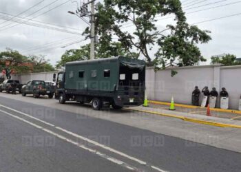 ¡Preventivamente! Militares “blindan” Casa Presidencial ante eventuales protestas gremiales