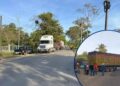 ¡Tras promesa de bacheo! Liberan la CA-13 en Atlántida; pero advierten nueva toma si gobierno incumple