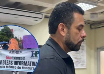 ¡Vestido y alborotado! Viceministro se quedó esperando a los médicos convocados a diálogo: “La mesa sigue abierta”