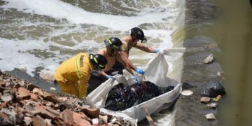 Embolsado hallan cadáver a la orilla de una quebrada en Tegucigalpa