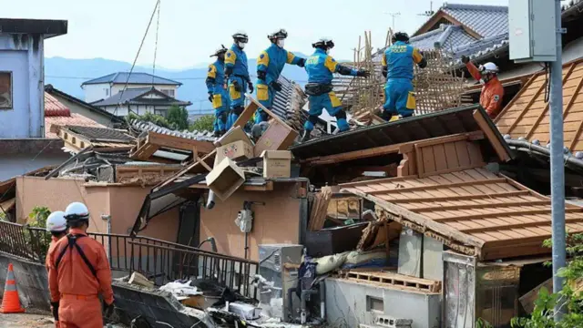 Elevan a 35 los muertos tras el terremoto en Japón