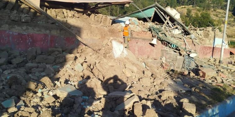 Al menos 6 fallecidos y decenas de heridos tras terremoto en el centro de Perú