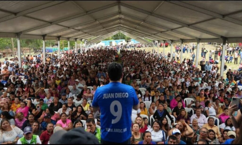 Alcaldía del Distrito Central celebra el Día del Barrendero y reconoce la labor de quienes mantienen limpia y en movimiento la capital