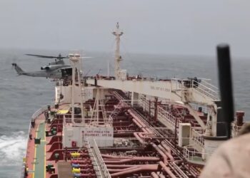 EE.UU. eleva a 22 los barcos frenados hacia Irán en un operativo con más de 20 buques