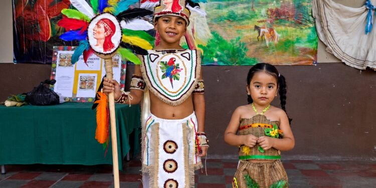 Centros educativos de Honduras celebran el “Día de Lempira” con diversas actividades