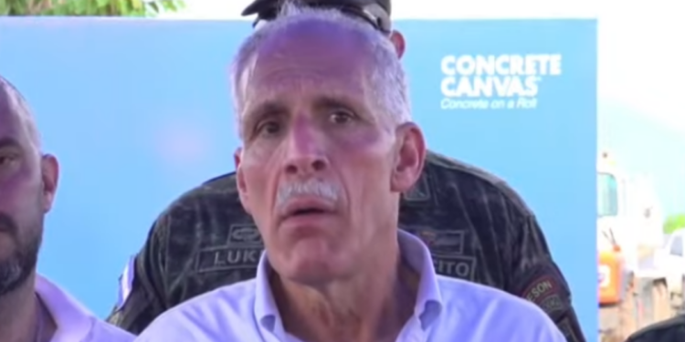 Nasry Asfura supervisa obras en los bordos de la zona norte y destaca: “Buscamos proteger vidas y la producción del país”