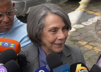 Canciller de Honduras anuncia reunión con El Salvador para abordar situación de Isla Conejo