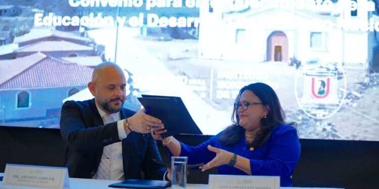 El IHT y la UPNFM firman convenio para fortalecer la educación y el desarrollo del turismo nacional