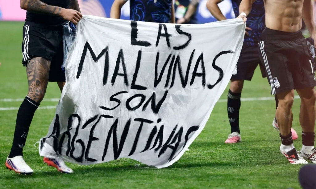FIFA abre expediente a Argentina