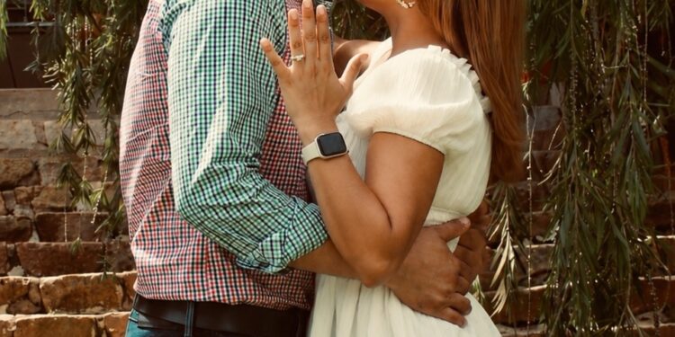 ¡Suenan campanas de boda! Rahiti recibió el anillo este fin de semana