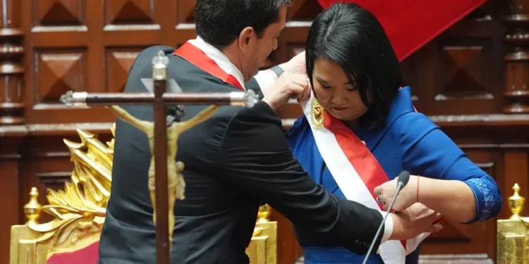Keiko Fujimori jura como la presidenta de Perú para el quinquenio 2026-2031