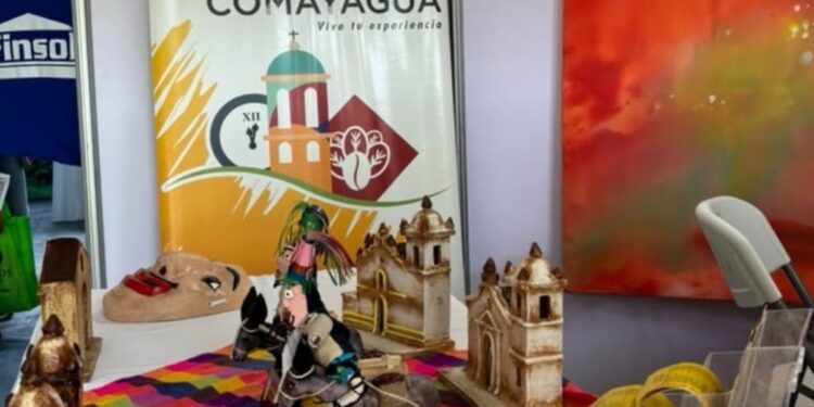 La Expo Comayagua 2026 sigue en marcha este sábado con exhibiciones, conferencias y negocios