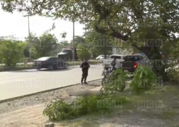 Muerto junto a su moto hallan a hombre en bulevar sampedrano