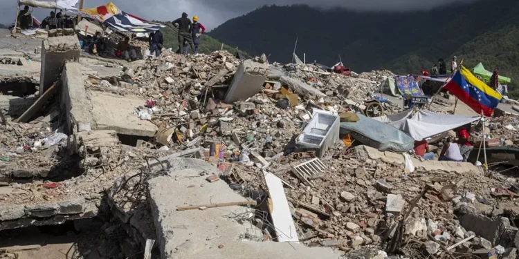 Suben a 5,278 la cifra de muertos por el doble terremoto en Venezuela