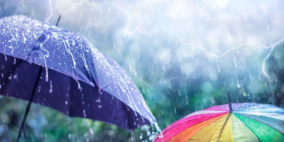 Onda tropical y vaguada dejarán lluvias hoy en la mayor parte del país