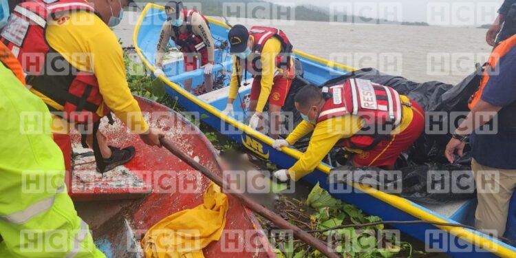 Tras que una balsa se hundió Recuperan cadáver de hombre a orillas del río Patuca en Olancho