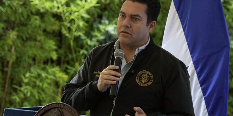 Juan Diego Zelaya apaga la llama de la polémica: “Cada regidor tiene potestad de contratar su personal de apoyo”