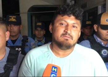 “La maté por celos, me cambió por otro más joven”: hombre cuenta por qué mató a su expareja dentro de un bus en Sonaguera