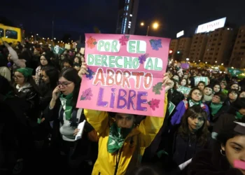 Cientos de mujeres en Chile rechazan el proyecto para escuchar el latido del feto antes de abortar