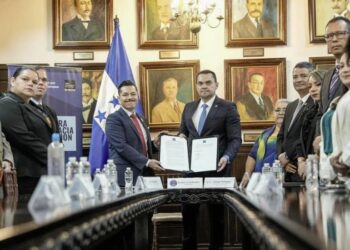 Congreso Nacional avanza con firma de alianza para fortalecer la transparencia legislativa