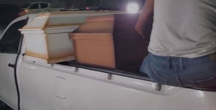 Autoridades entregan los primeros cuerpos de los niños que murieron carbonizados en los bordos de Esquipulas, SPS