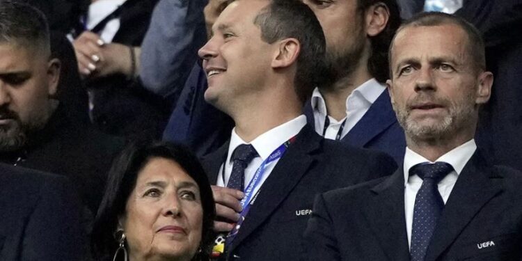 Un alto directivo de la FIFA apuntó contra el plan de Infantino: “Es el proyecto de una sola persona”