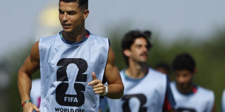 Sueño fijo, recuperación activa y doble sesión diaria: la fórmula de Cristiano Ronaldo para permanecer en la élite