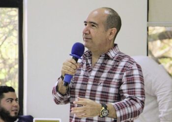 Godofredo Fajardo: “Estoy en contra de que se le pague en dólares a 20 diputados del PARLACEN y que no produzcan nada”