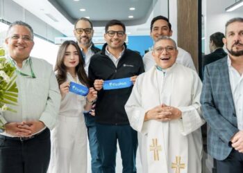 Ficohsa inaugura agencia en El Chimbo y fortalece su presencia en FM