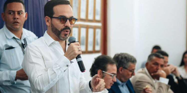 Denuncian al presidente electo de Colombia por presunto hostigamiento a los firmantes de paz