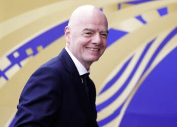 Gianni Infantino explicó cómo es el FIFA Forward Enterprise, el plan que desató una crisis en el fútbol mundial