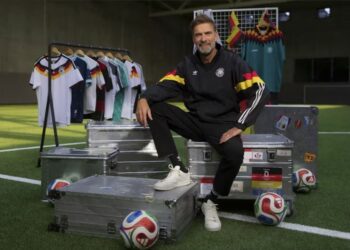 Jürgen Klopp asumió como entrenador de Alemania luego de otro traspié en el Mundial y anunció cambios en la selección