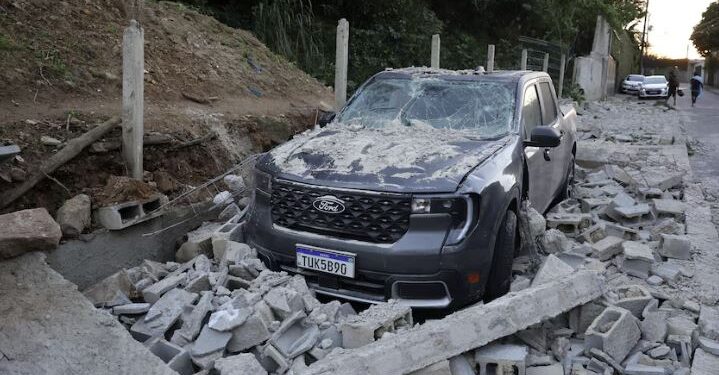 Tragedia en Brasil: murió un ex futbolista del Botafogo tras el derrumbe de un muro