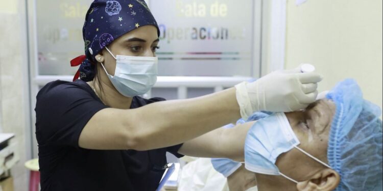 Mora quirúrgica oftalmológica se reduce a cero en el Hospital San Felipe