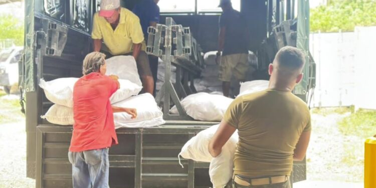 Esperanza en el corredor seco: COPECO despacha alimento para hacerle frente a sequía