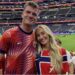Sorloth recibió amenazas de muerte después de que su error provocara la eliminación de Noruega del Mundial