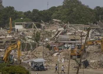 Sube a 5,398 la cifra de muertos por el doble terremoto en Venezuela