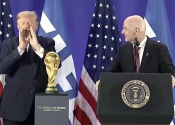 Trump sugiere que Estados Unidos debería organizar otro Mundial sin México y Canadá