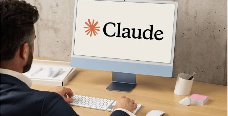 ¡Adiós a escribir largos prompts! Claude ahora aprende mirando tu pantalla y trabaja por ti