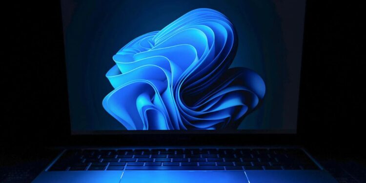 ¡Cuidado con lo que descargas! Más de 70 páginas falsas ofrecen “apps clonadas” para infectar Windows 11