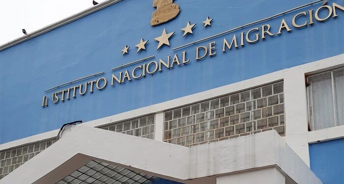 ¡Denuncian “barrida” en Migración! Sindicato asegura que más de 500 empleados han sido despedidos