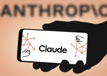 ¡Golpe millonario a la IA! Anthropic pagará $1,500 millones por entrenar a Claude con libros pirateados